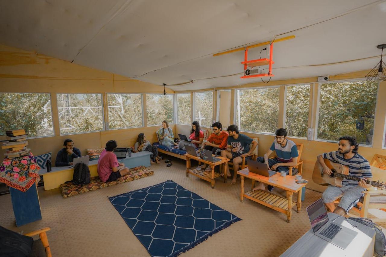 مايالي Mars Monkey Hostel & Cafe المظهر الخارجي الصورة